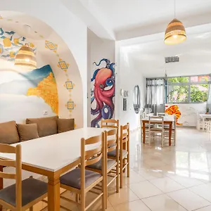 Hostel Hasta La Vista Sarande