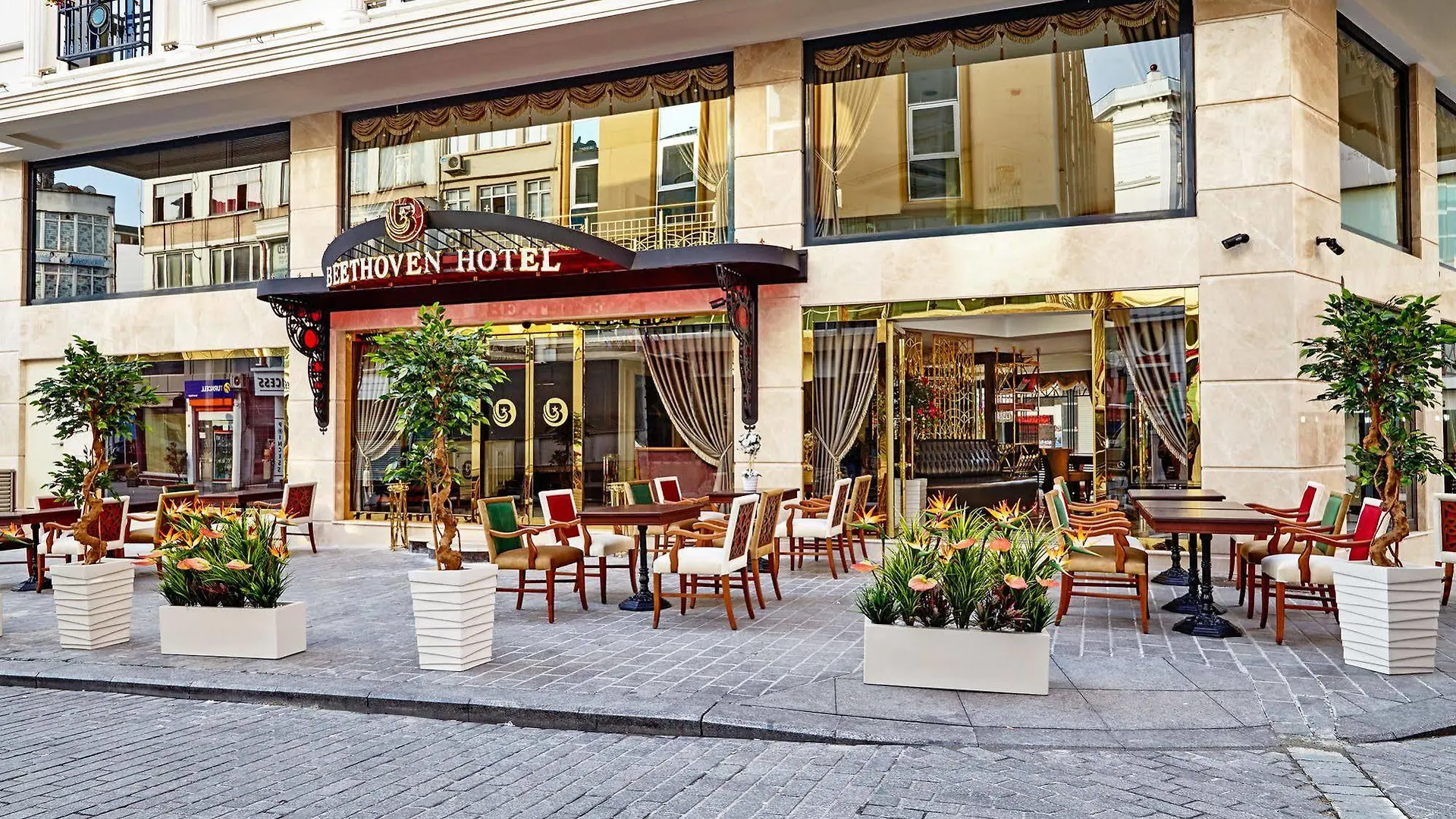 Beethoven Hotel - Special Category Istanbul 3*,