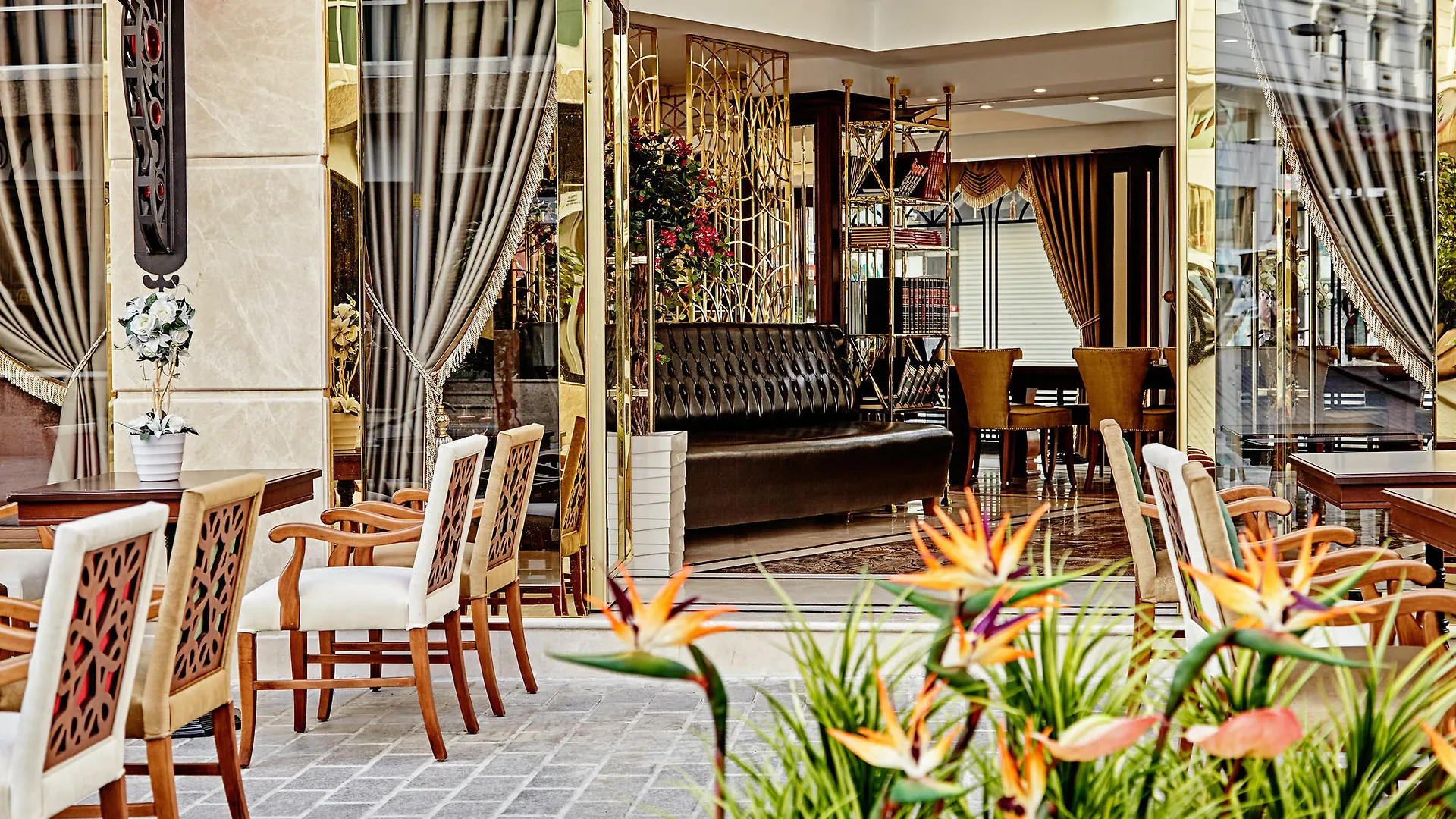 Beethoven Hotel - Special Category Istanbul 3*,